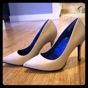 Antonia Saint NY sneaker heels